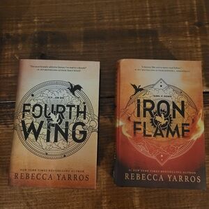 Fourth Wing and Iron Flame set